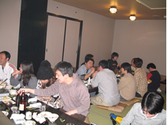 スキーだけじゃなくて食事も楽しまないとね。