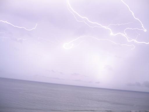 雷を激写!